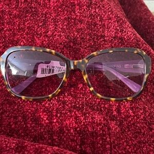 NWT Chelsea Morgan Sunglasses